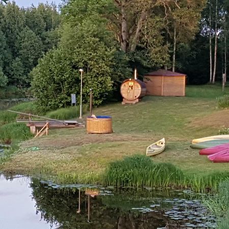 Soomaa Water Camp Otel Jõesuu Dış mekan fotoğraf