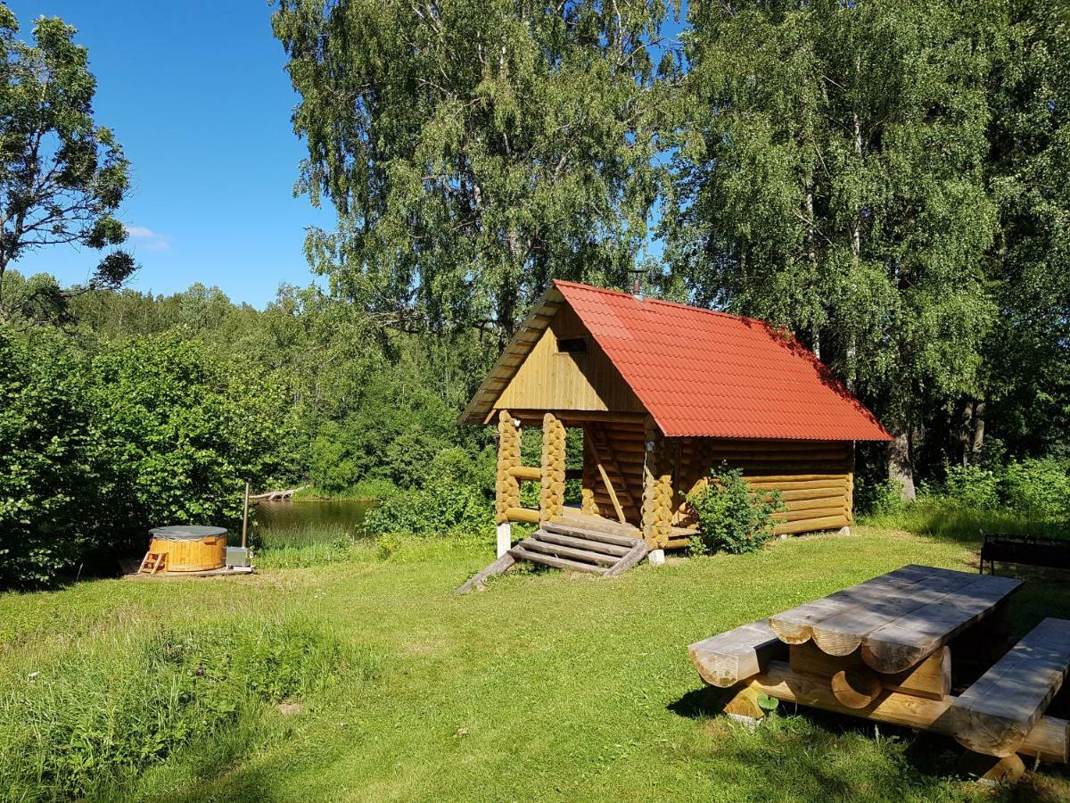 Soomaa Water Camp Otel Jõesuu Dış mekan fotoğraf